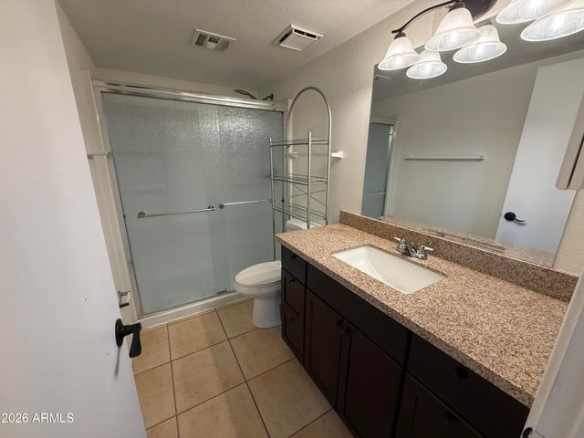 415 N 64th Place 111, Mesa, AZ 85205