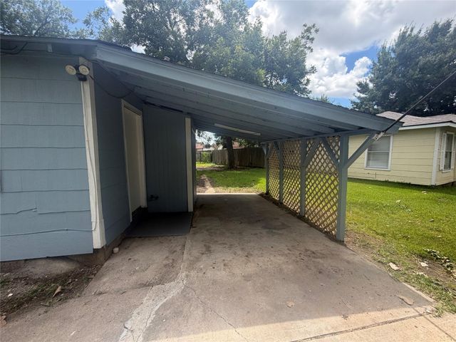1314 Bernard Street, Pasadena, TX 77506