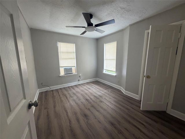 1314 Bernard Street, Pasadena, TX 77506