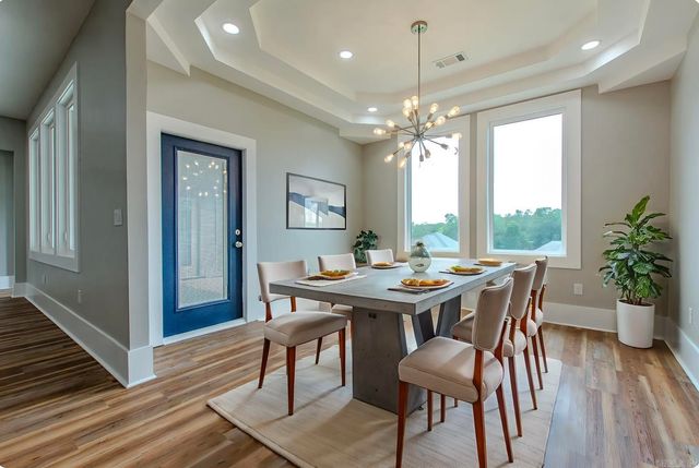 7921 Kanis Oaks Dr, Little Rock, AR 72204