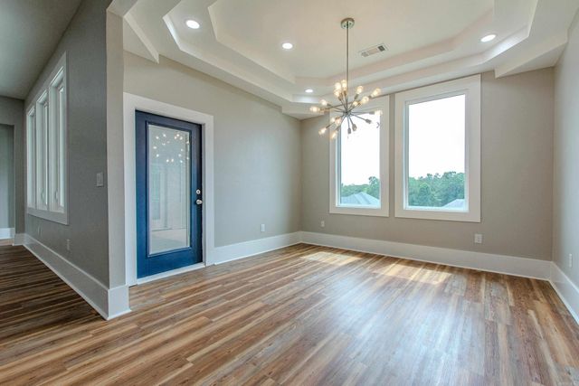 7921 Kanis Oaks Dr, Little Rock, AR 72204