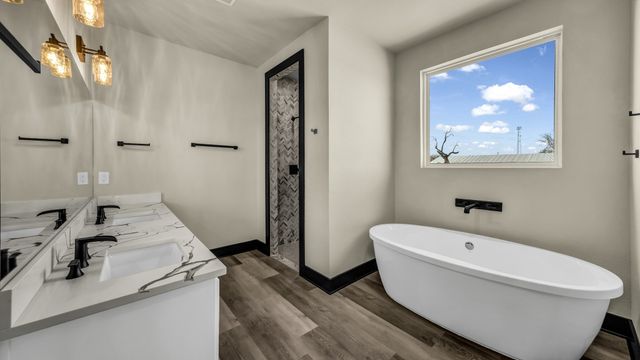 300 Jupiter Trail, Weatherford, TX 76088