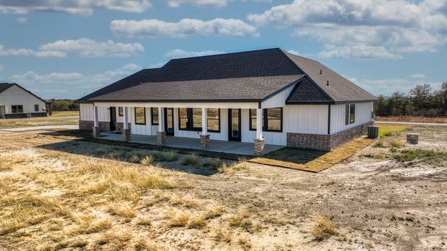 300 Jupiter Trail, Weatherford, TX 76088