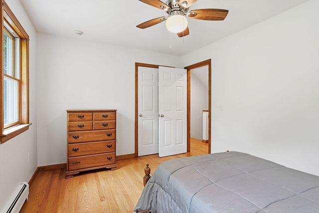 232 Gold St, Belchertown, MA 01007