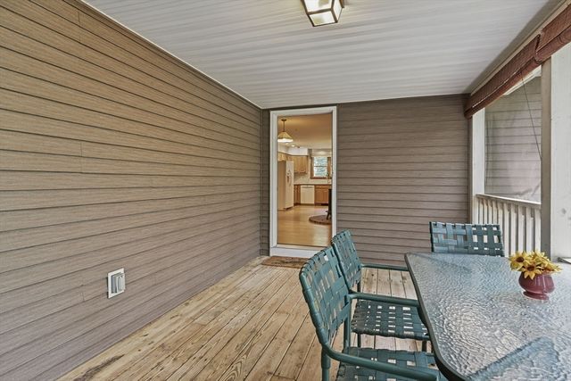 232 Gold St, Belchertown, MA 01007