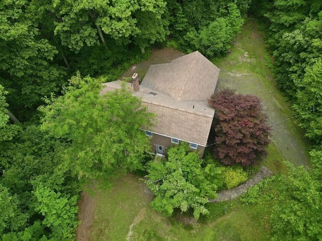 232 Gold St, Belchertown, MA 01007