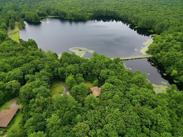 232 Gold St, Belchertown, MA 01007