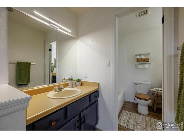 3295 34th St 68, Boulder, CO 80301