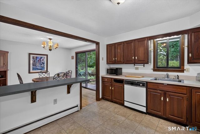 35 Aileen Drive, Madison, CT 06443