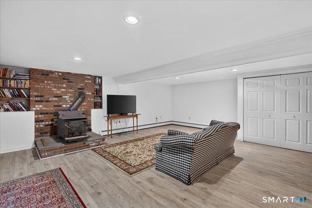 35 Aileen Drive, Madison, CT 06443