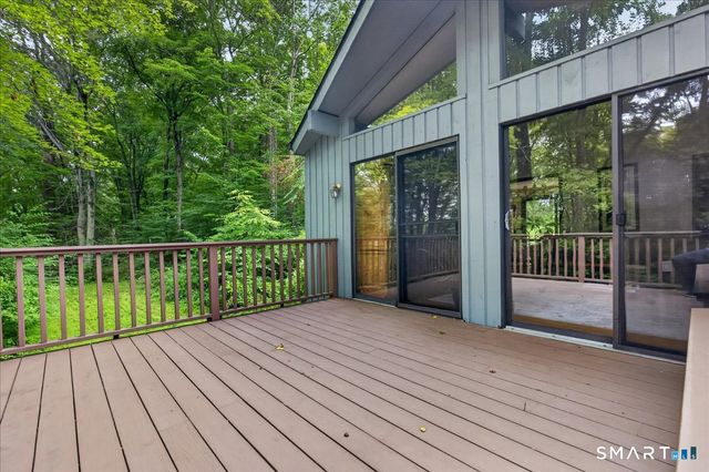 35 Aileen Drive, Madison, CT 06443