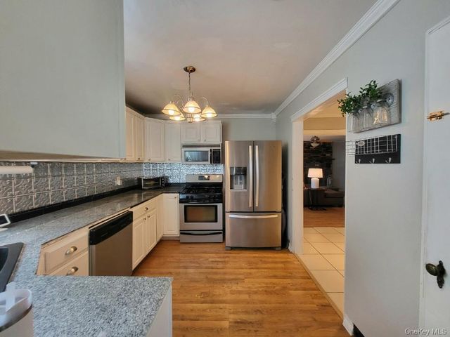 3 Vanamee Street, Newburgh, NY 12550