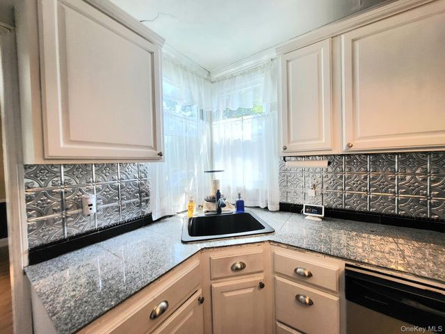 3 Vanamee Street, Newburgh, NY 12550