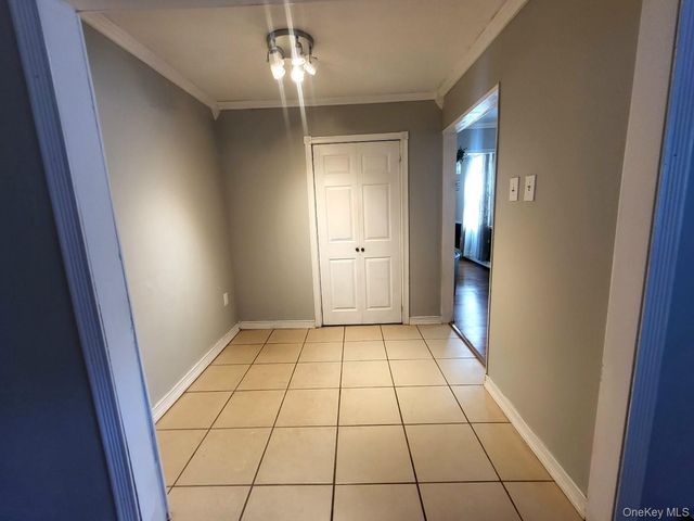 3 Vanamee Street, Newburgh, NY 12550