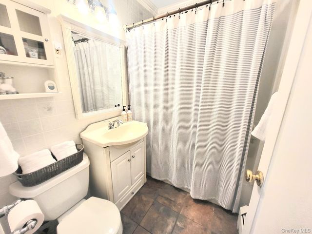 3 Vanamee Street, Newburgh, NY 12550