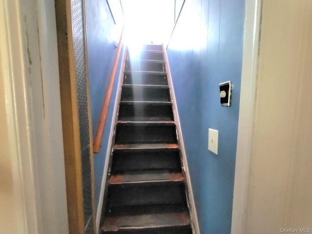 3 Vanamee Street, Newburgh, NY 12550