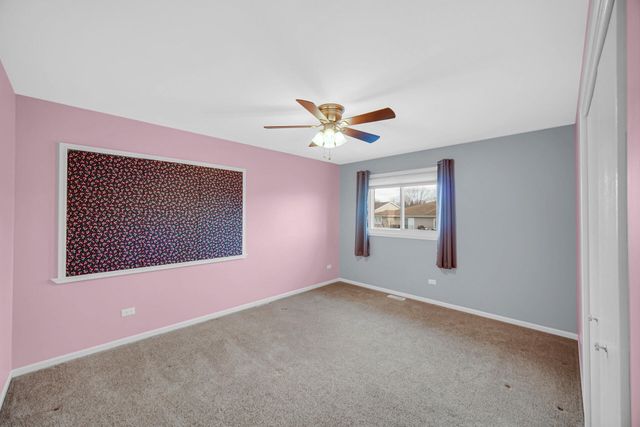 901 Robin Court, Dyer, IN 46311