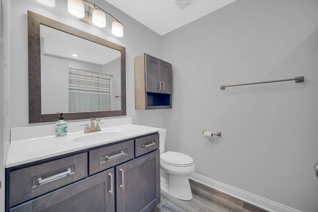 901 Robin Court, Dyer, IN 46311