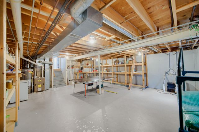 901 Robin Court, Dyer, IN 46311