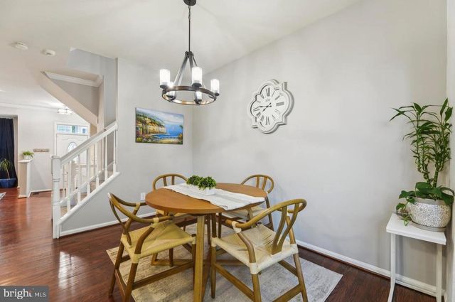 3942 HARTLAKE ST, Woodbridge, VA 22192