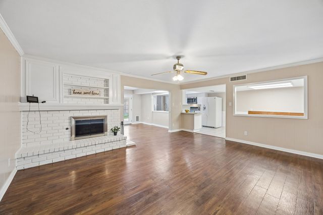 2951 Furneaux Lane, Carrollton, TX 75007