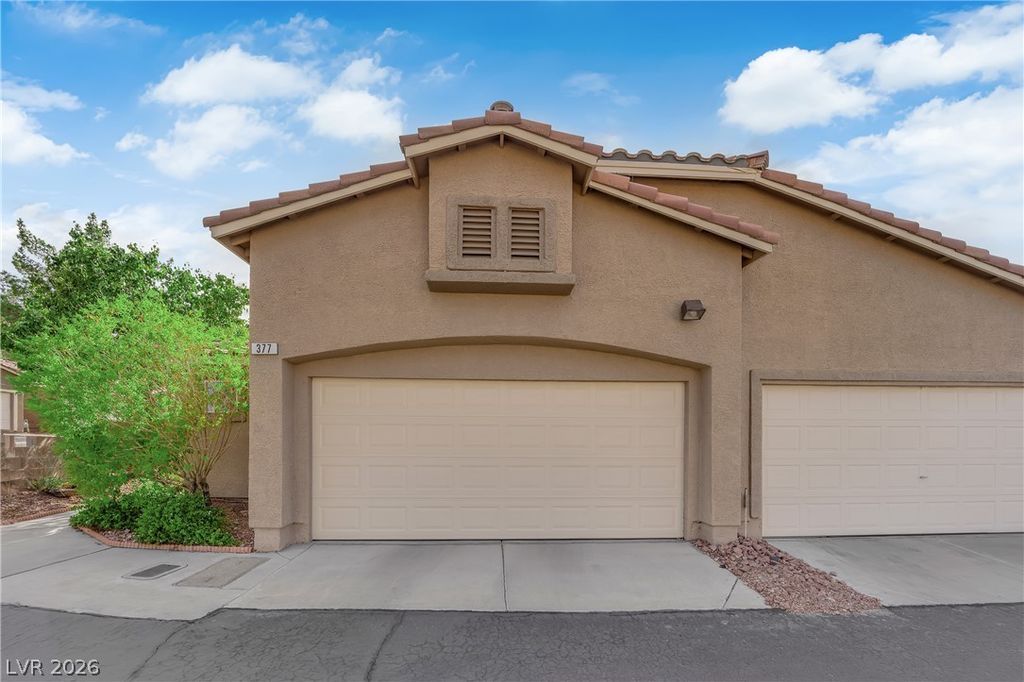 377 Rosado Springs Street, Henderson, NV 89014 — photo 2