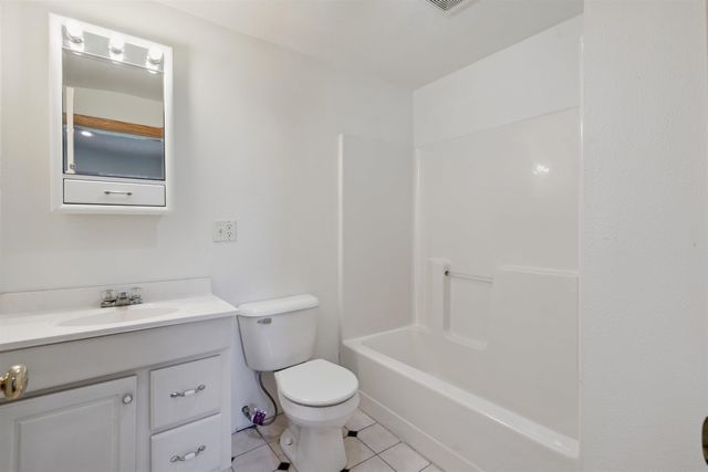 1235 Independence Avenue, Waterloo, IA 50703