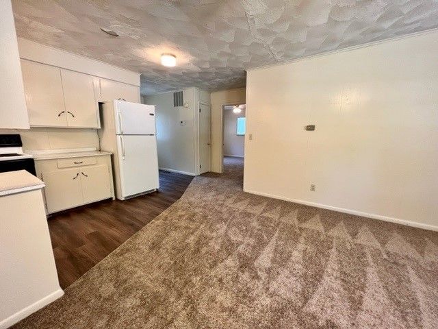 2011 E Helen Street, Fayetteville, AR 72701