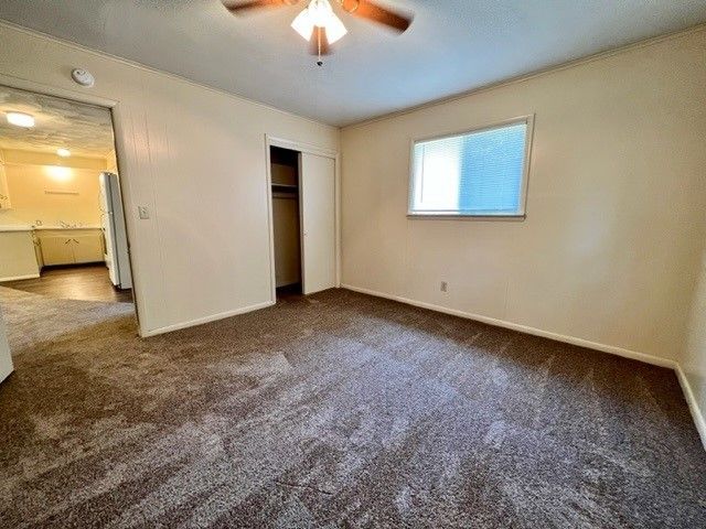 2011 E Helen Street, Fayetteville, AR 72701