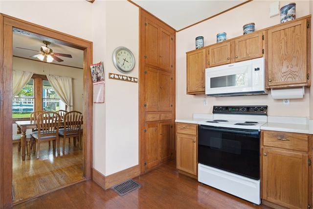 500 6th Avenue, Marion, IA 52302