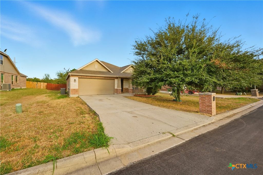 728 Olaf Drive, Temple, TX 76504