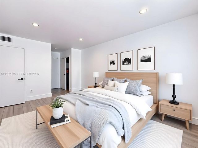 7722 Camino Real E-317, Miami, FL 33143