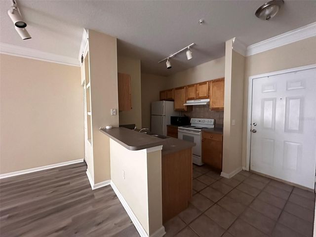4207 S DALE MABRY HIGHWAY 2103, Tampa, FL 33611