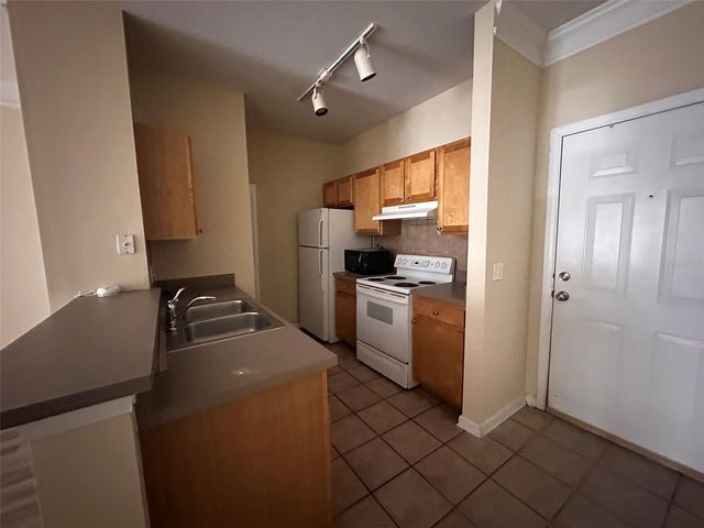 4207 S DALE MABRY HIGHWAY 2103, Tampa, FL 33611