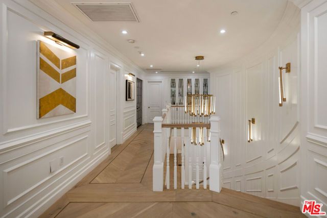 843 N Spaulding Avenue, Los Angeles, CA 90046