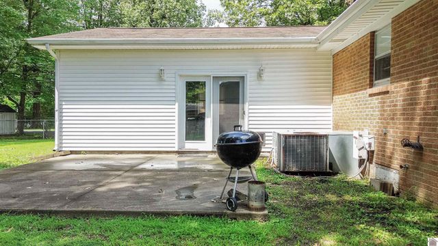 2544 LaClede Avenue 15 B1, Paducah, KY 42001