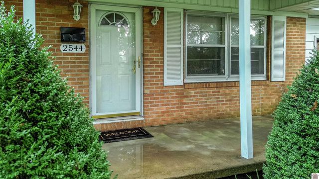 2544 LaClede Avenue 15 B1, Paducah, KY 42001
