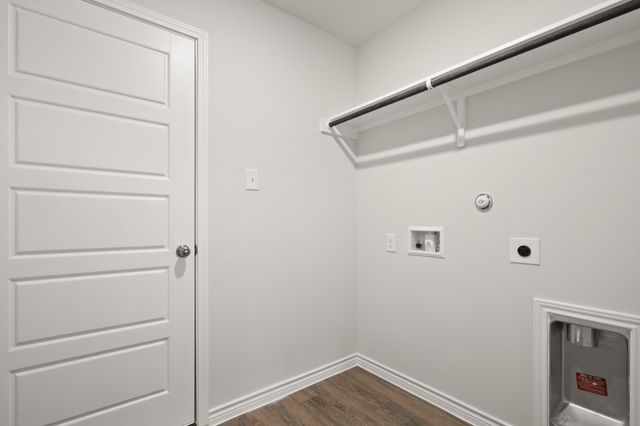 1509 Romans Road, Ennis, TX 75119