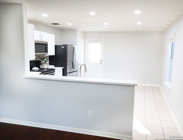10926 ACORN CYN, San Antonio, TX 78252