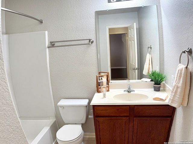10926 ACORN CYN, San Antonio, TX 78252