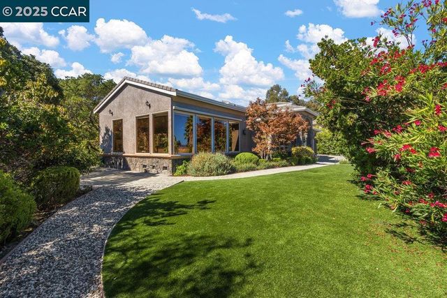 8093 Bethel Ln, Pleasanton, CA 94588