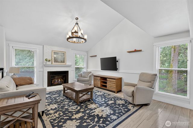 20009 SE 20th Place, Sammamish, WA 98075