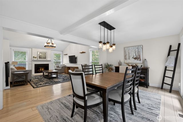 20009 SE 20th Place, Sammamish, WA 98075