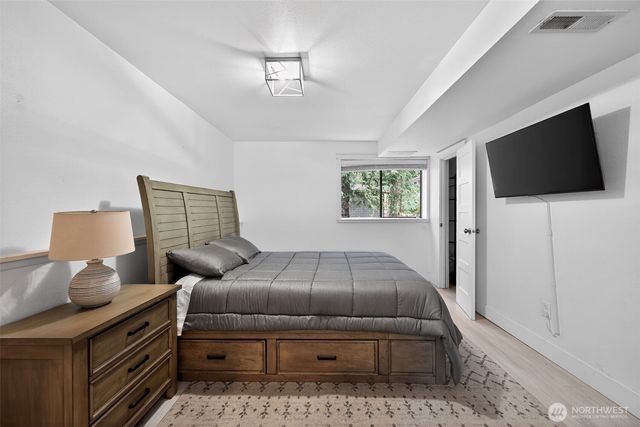 20009 SE 20th Place, Sammamish, WA 98075
