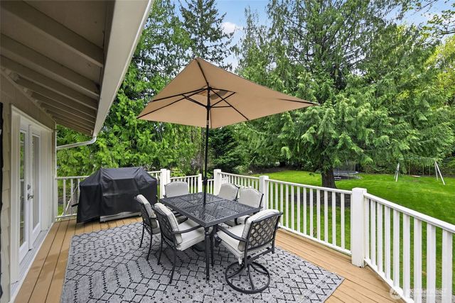 20009 SE 20th Place, Sammamish, WA 98075