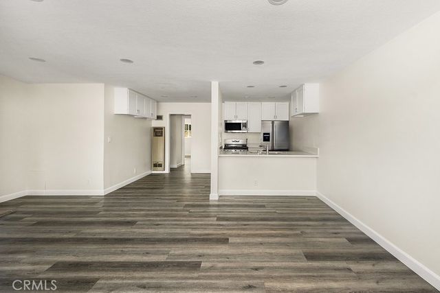 786 N Shattuck Pl, Orange, CA 92867