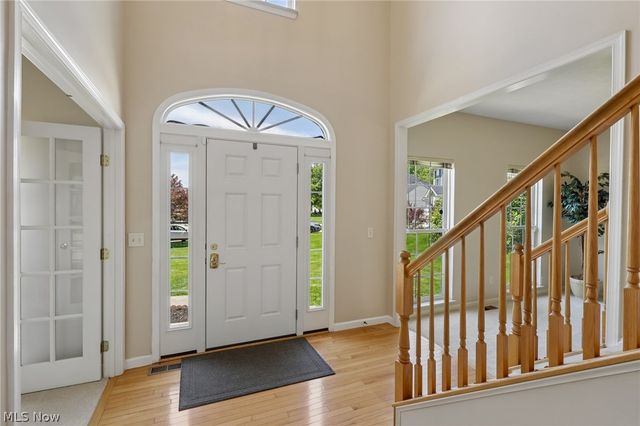 16264 Selby Circle, Strongsville, OH 44136