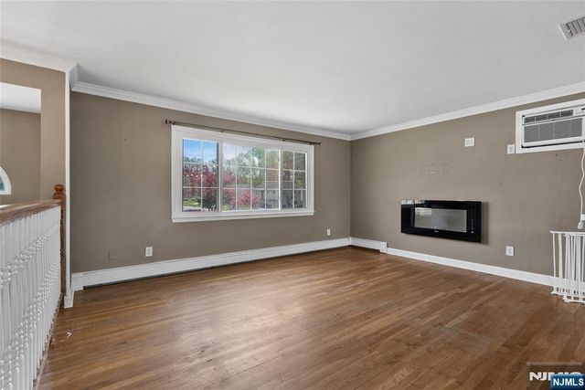 334 Pine Street, Pompton Lakes, NJ 07442