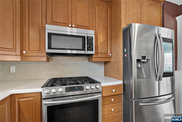 334 Pine Street, Pompton Lakes, NJ 07442