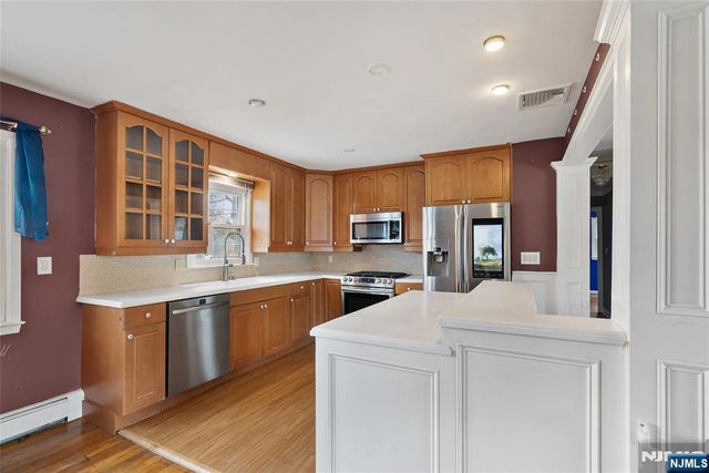 334 Pine Street, Pompton Lakes, NJ 07442